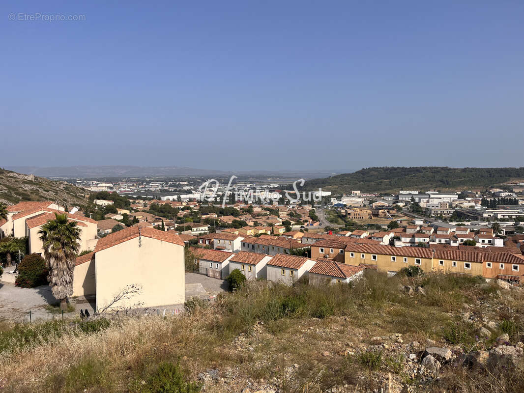 Terrain à NARBONNE