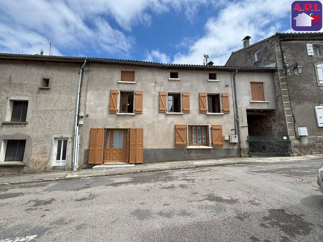 Maison à ESPEZEL