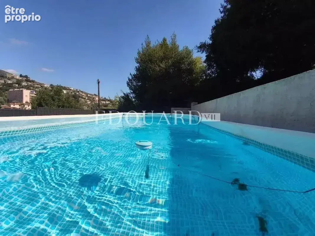 Maison individuelle récente à vendre, construite sur 1.200 m² de terrain plat, avec piscine hors sol et garage de 30m2 attenant  - photo 2