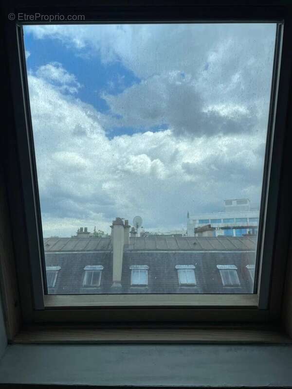 Appartement à PARIS-8E