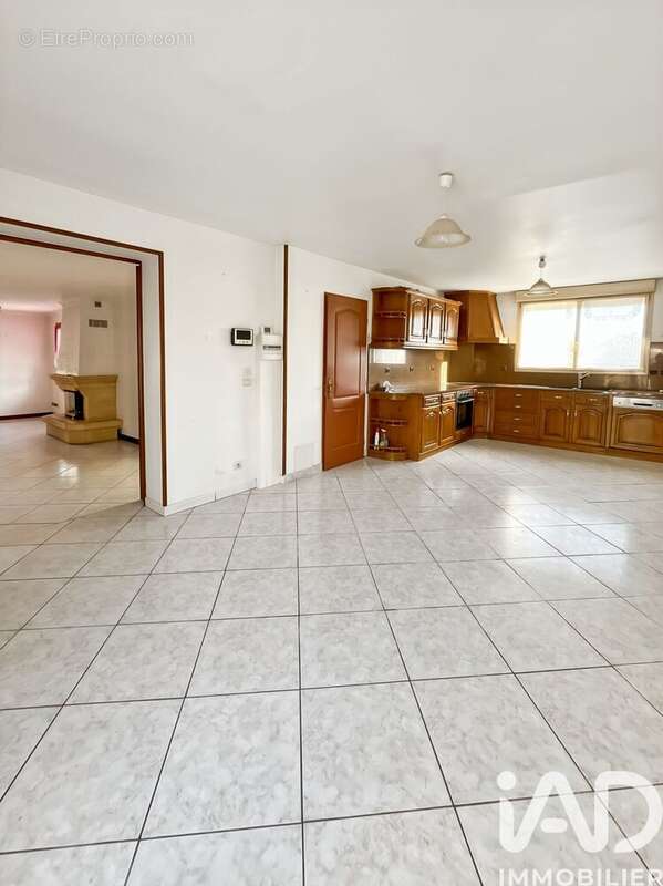 Photo 6 - Maison à BRIE-COMTE-ROBERT