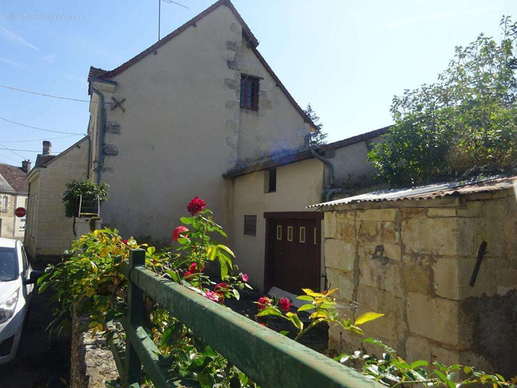 Maison à LE PETIT-PRESSIGNY