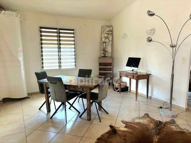 Villa avec piscine à vendre 7 pièces LECCI (20) - photo 3