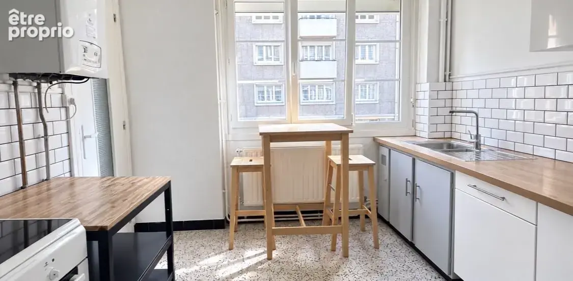 Appartement 3 pièces 60 m² à vendre à Lille (59000) - photo 2