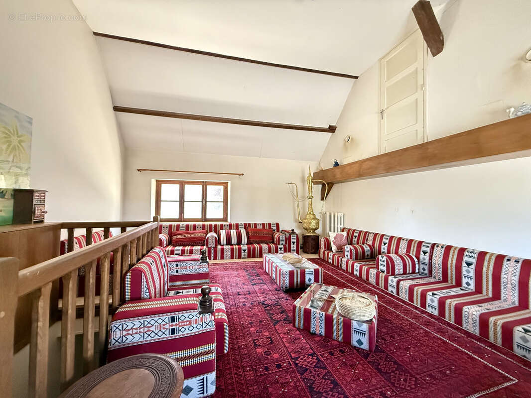 Maison à CHATEAUNEUF-EN-THYMERAIS