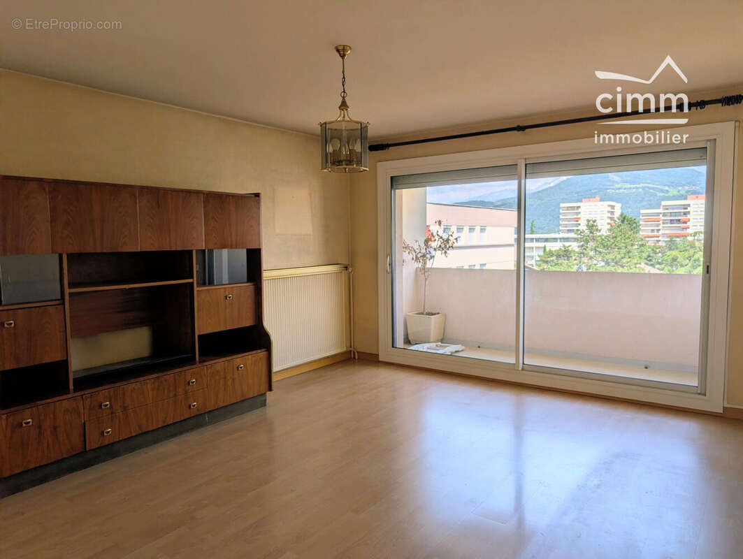 Appartement à ECHIROLLES