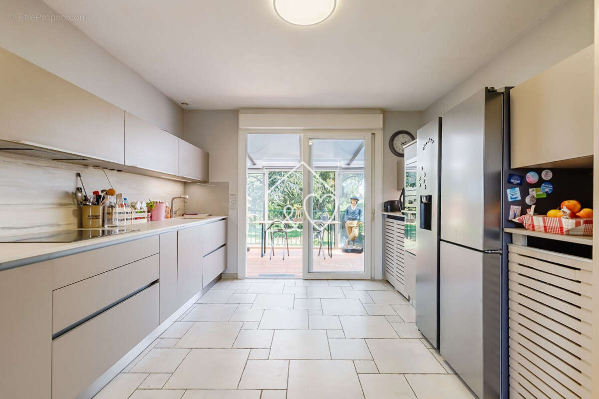 Maison familiale avec terrain constructible - photo 6