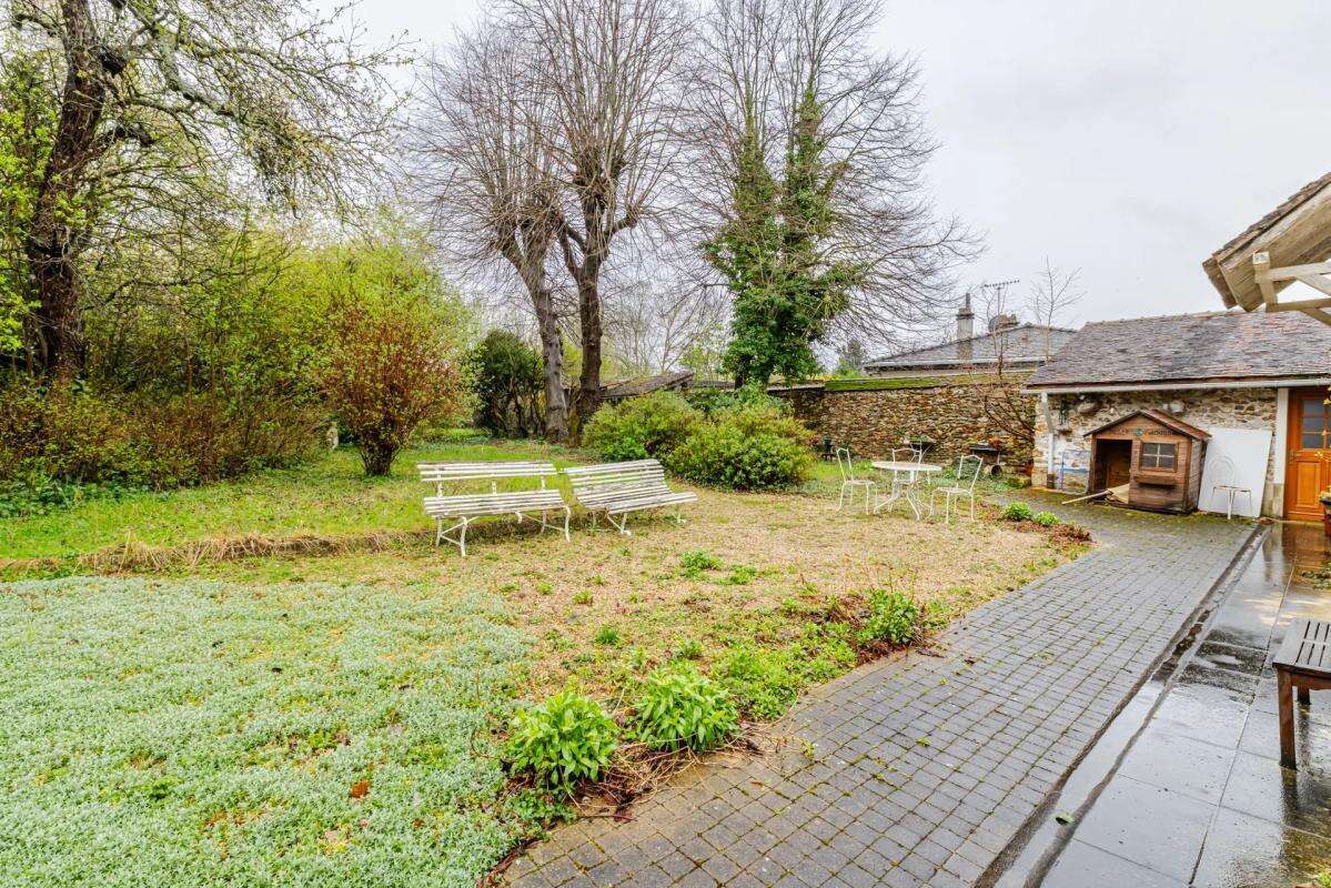 Maison à EMERAINVILLE