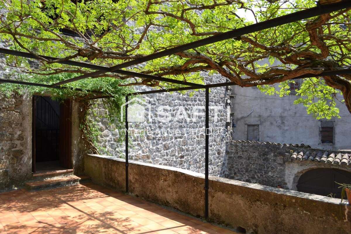 Photo 2 - Maison à LABLACHERE