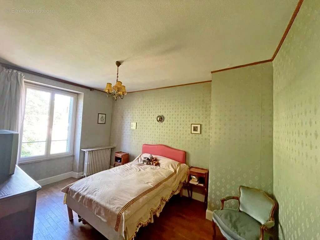 Maison à GOULOUX