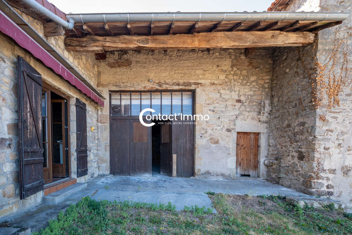 Maison 176 m² à Ravel  - photo 5