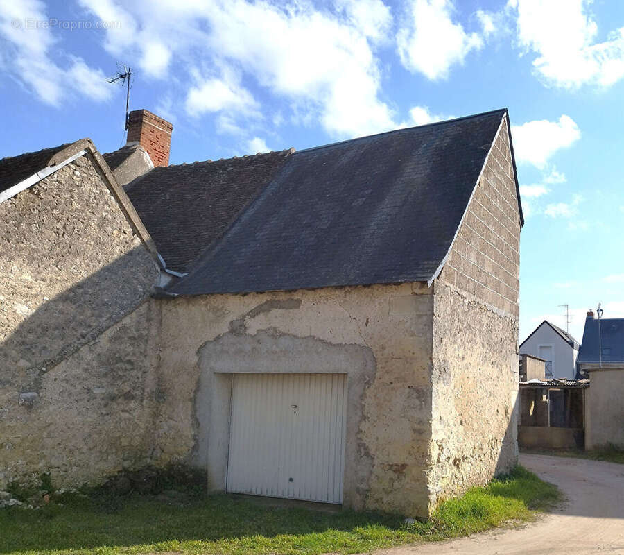 Terrain à LA VILLE-AUX-DAMES