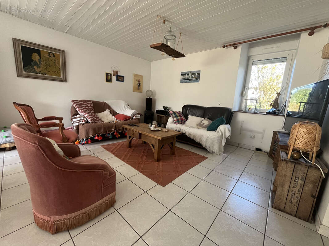 Maison à SAINT-TRIMOEL