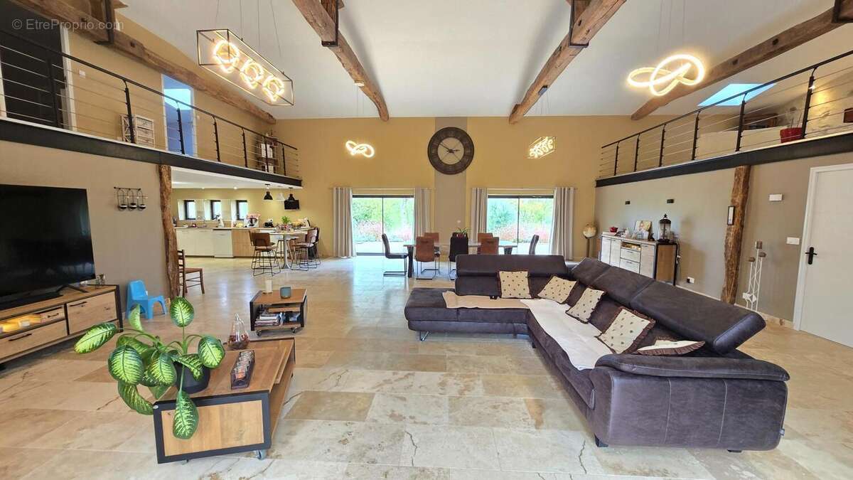 Photo 9 - Maison à ADRIERS