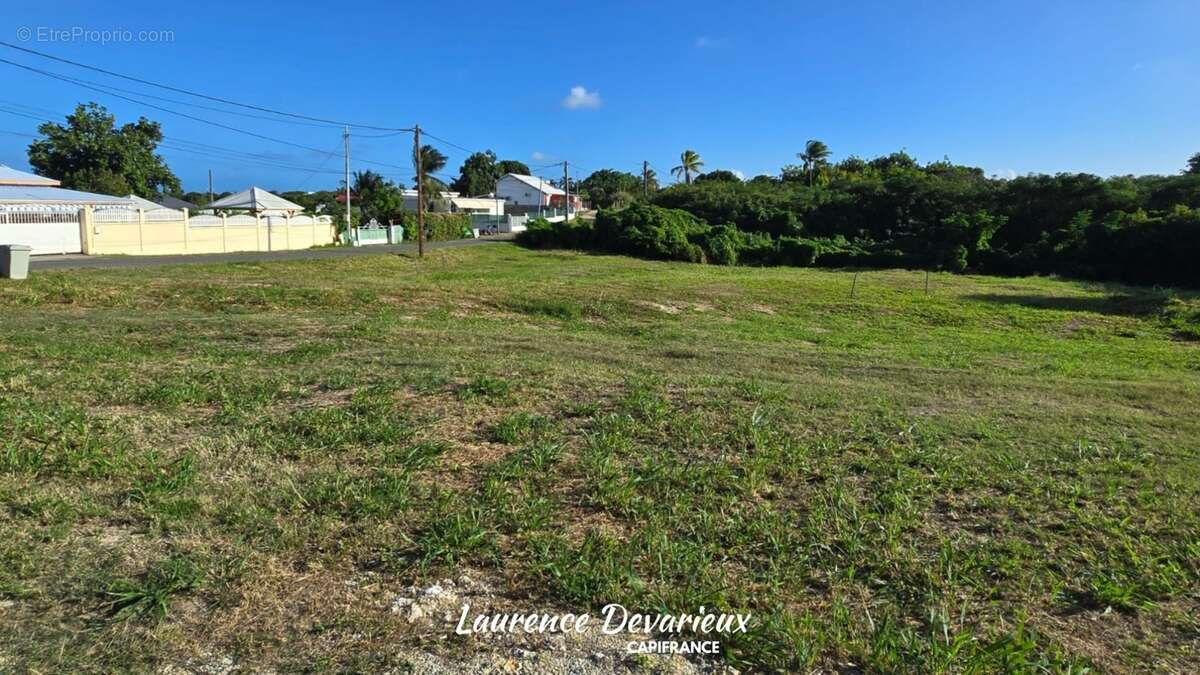 Terrain à vendre de 631,00 m² SAINT FRANCOIS (971) - photo 3