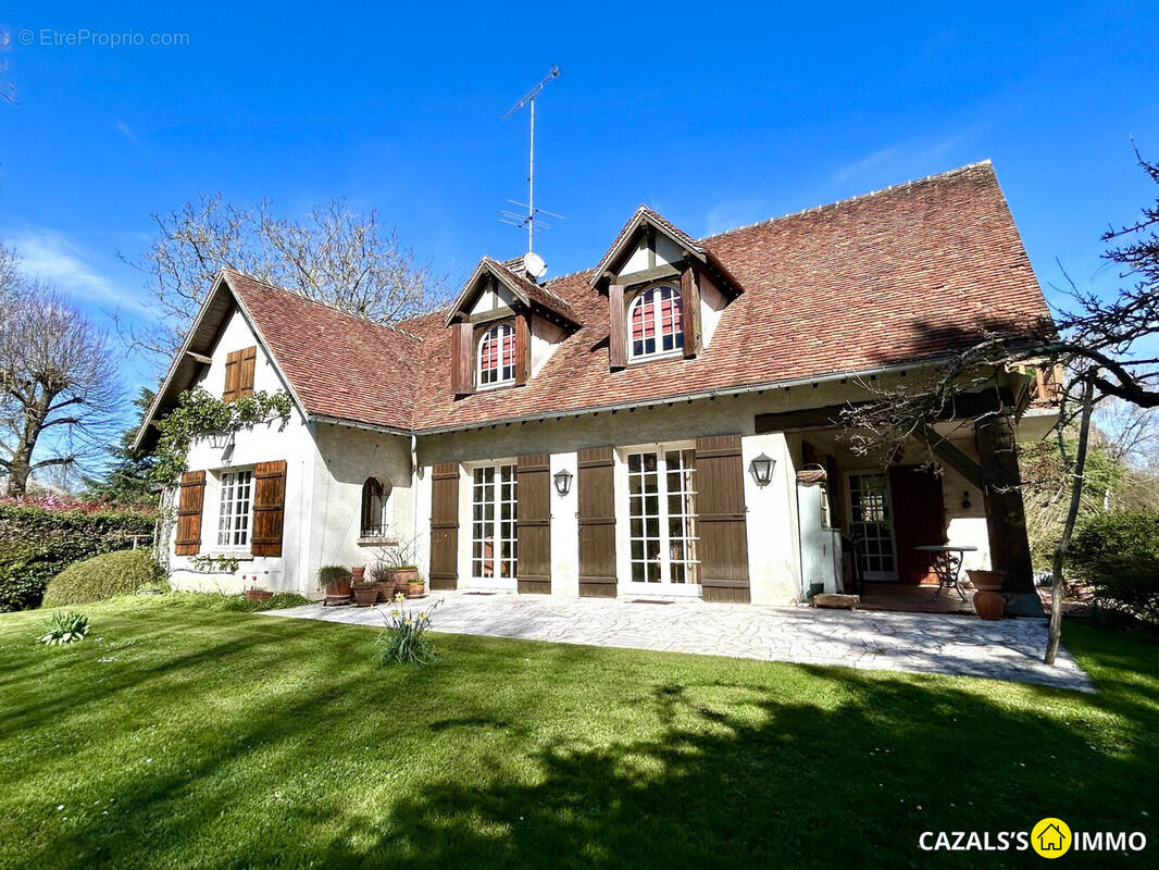 Maison à CELY