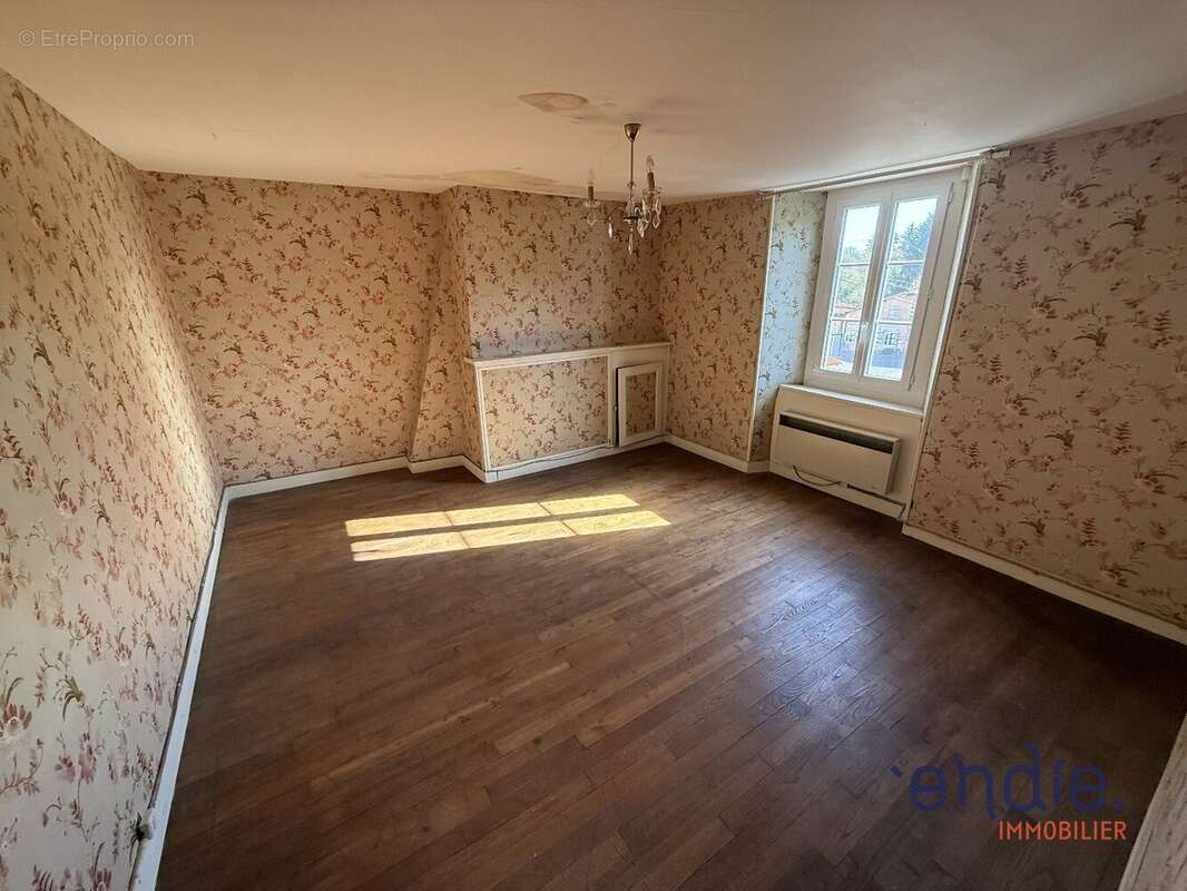 Maison à ROCHECHOUART