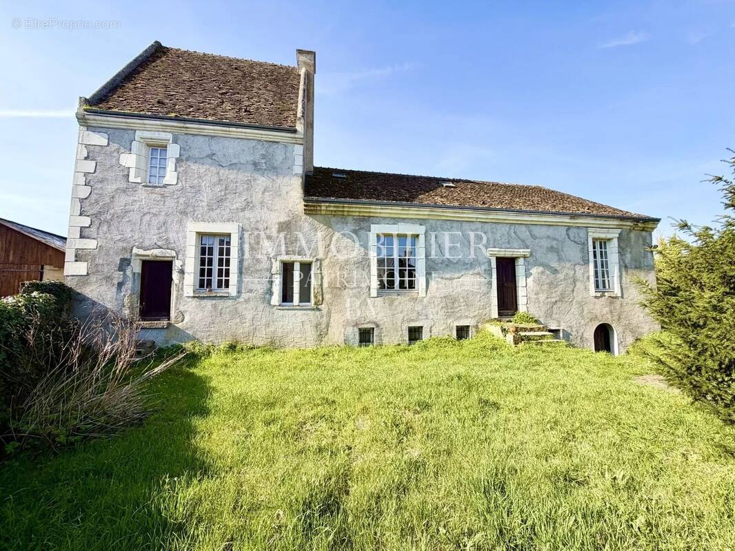 Maison à SAINT-CALAIS