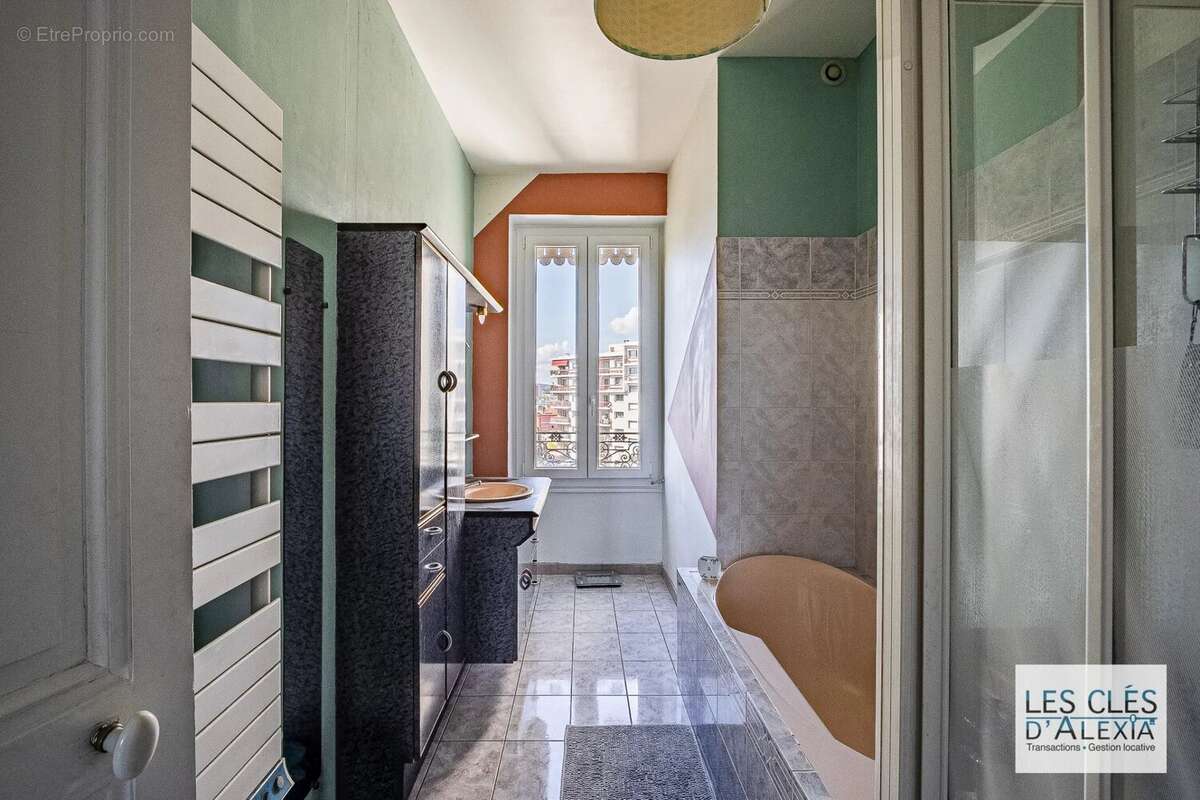 Appartement à VILLEURBANNE