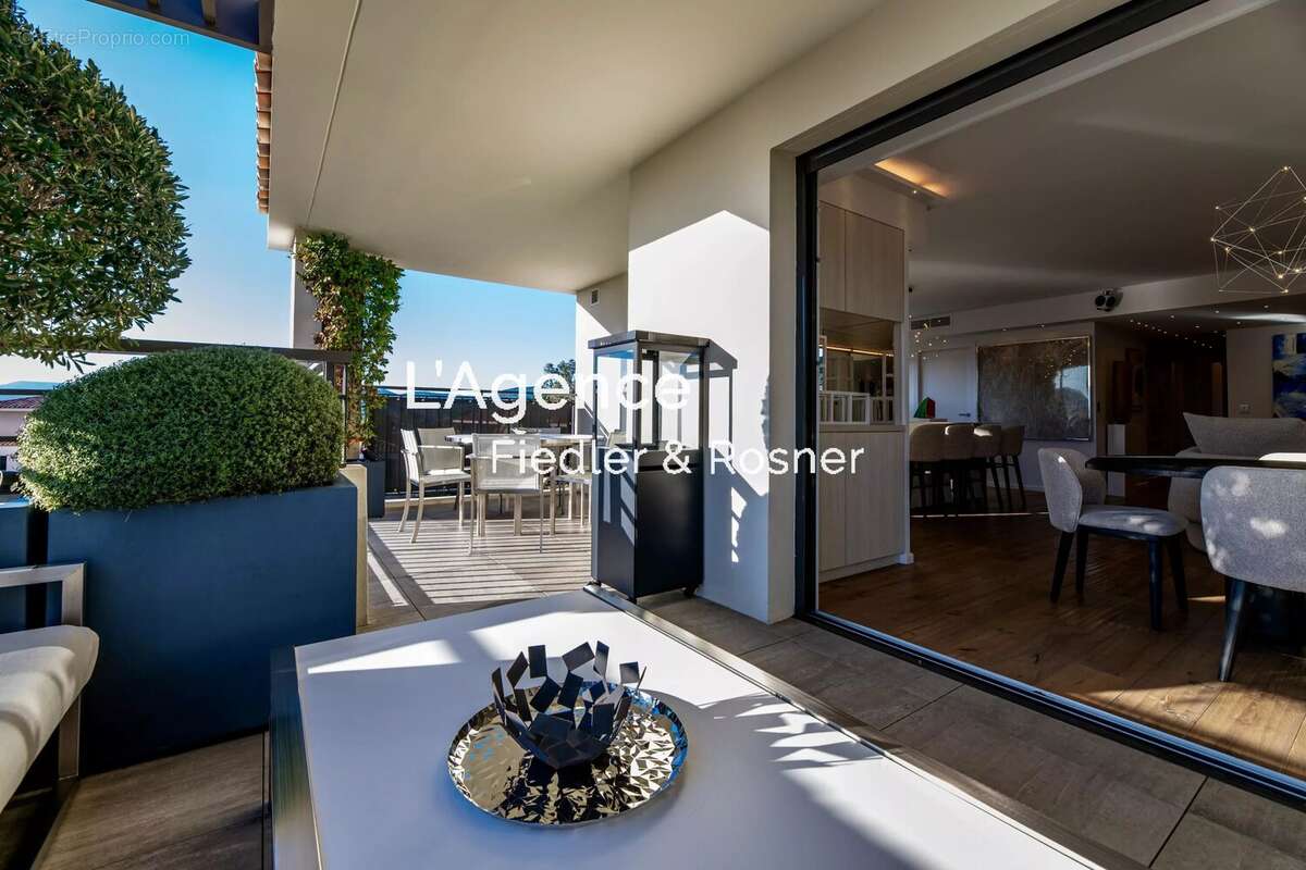Appartement à SAINT-TROPEZ