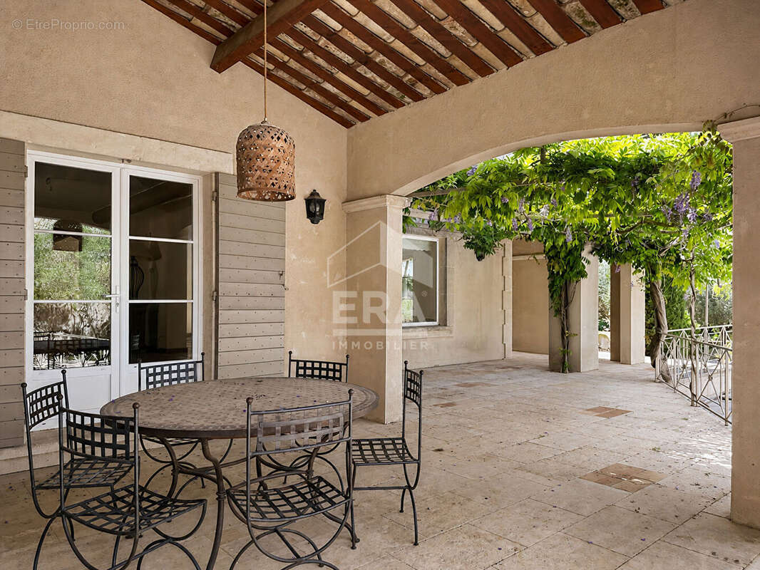 Maison à MAUSSANE-LES-ALPILLES