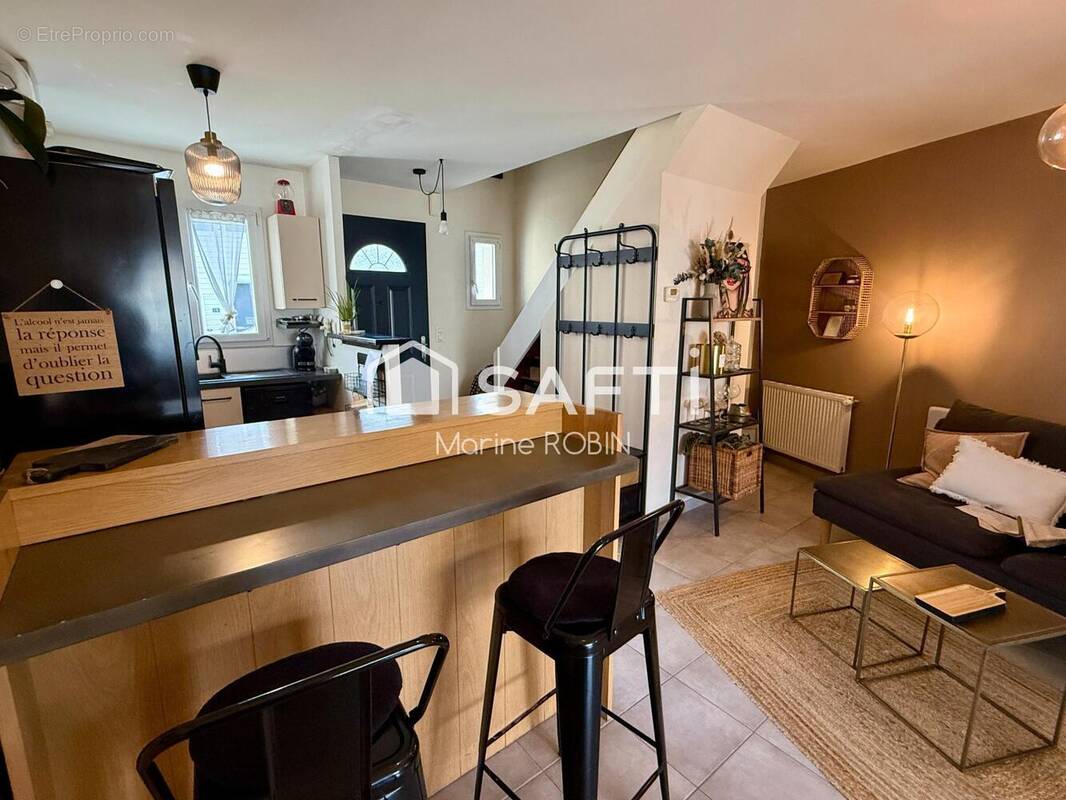 Photo 1 - Maison à LES PONTS-DE-CE