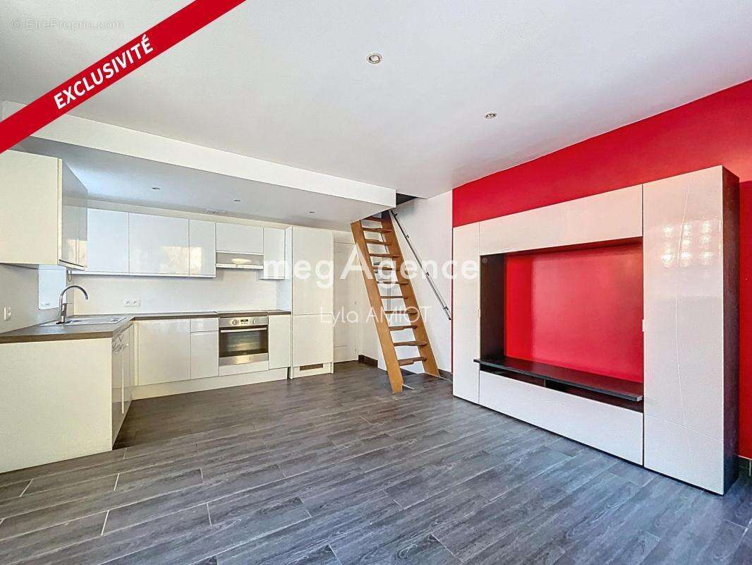 Appartement à MEULAN