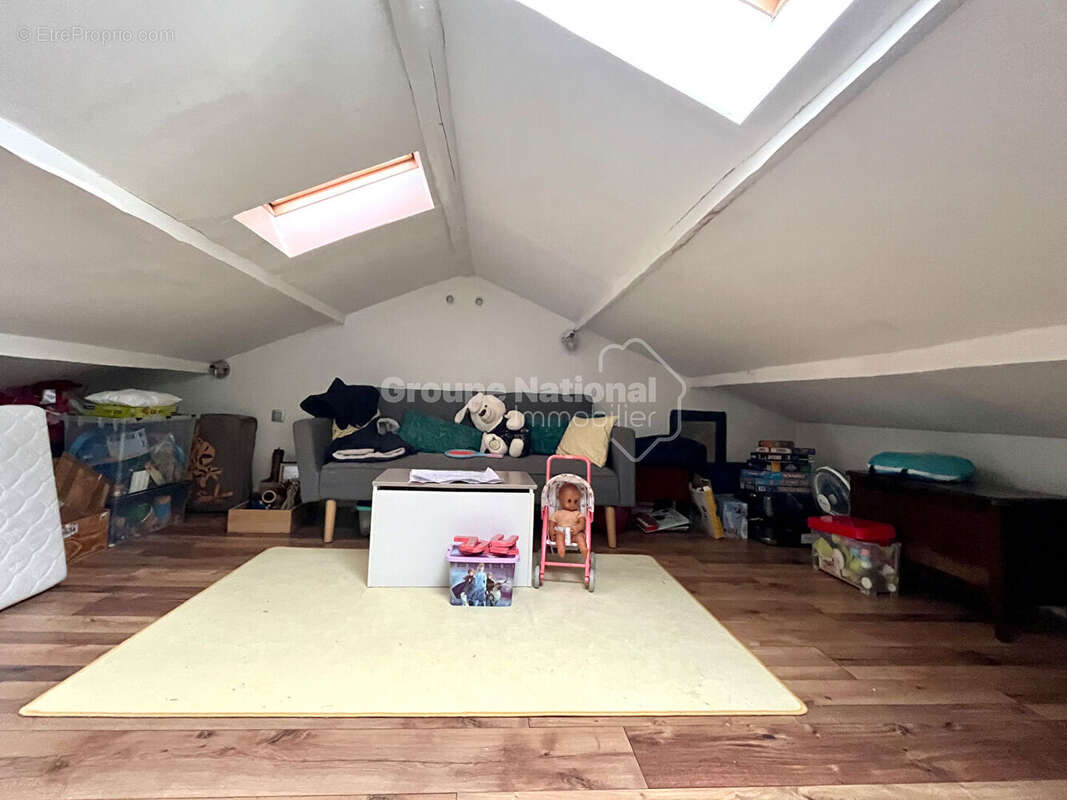 Maison à CHATEAURENARD