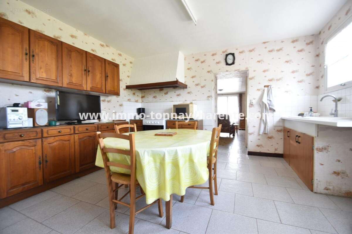 Maison à MORAGNE