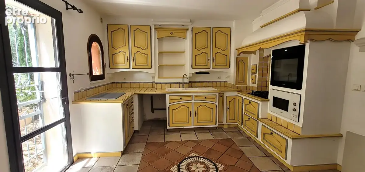 A vendre Saint paul trois chateaux Maison 5 chambres avec piscine - photo 8