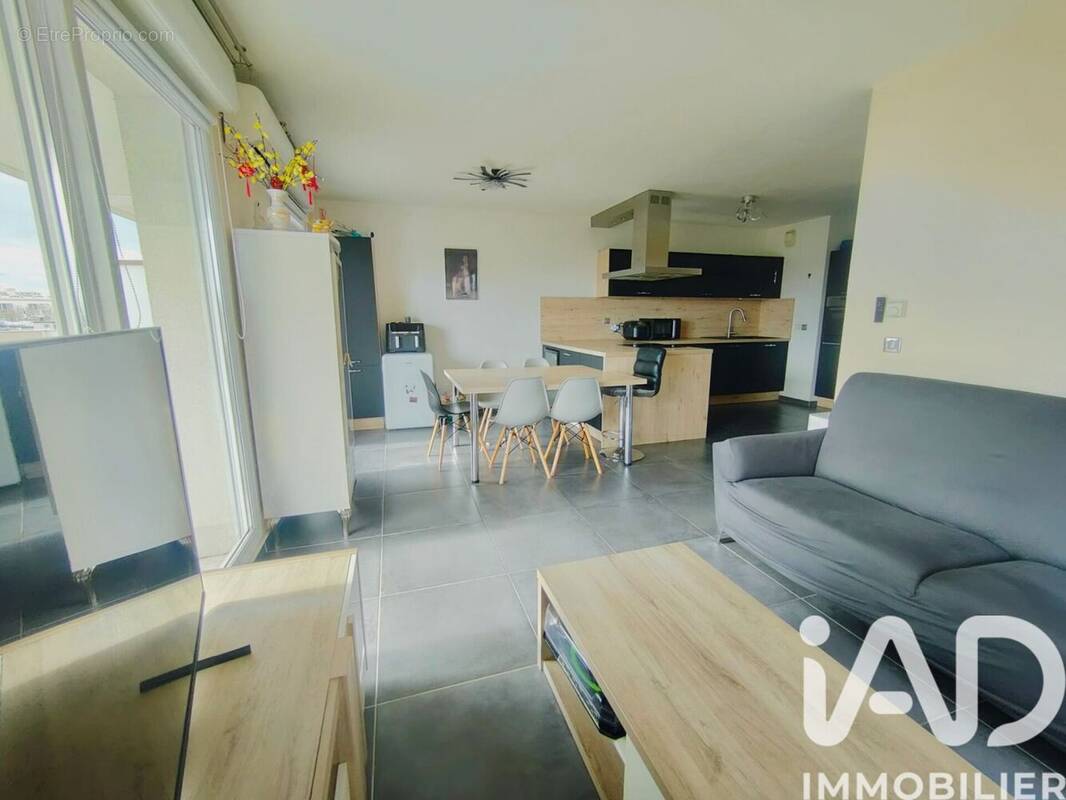 Photo 1 - Appartement à SAINT-PRIEST