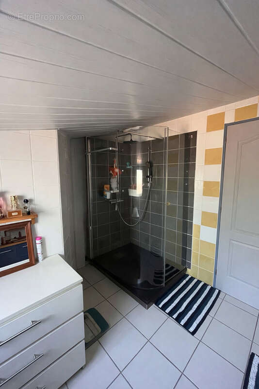 Maison à SAINT-JULIEN-DES-LANDES