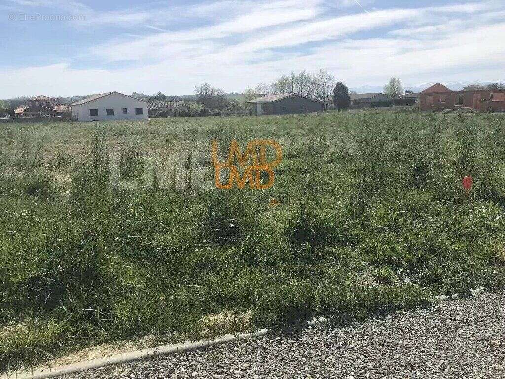 Terrain à RIEUX