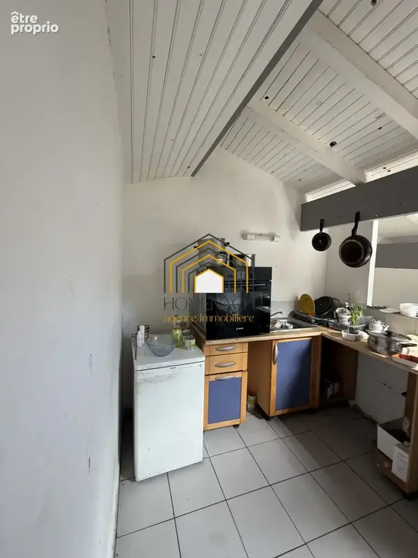 Appartement 1 pièce 49 m² à vendre à La Tour-Du-Pin (38110) - photo 2