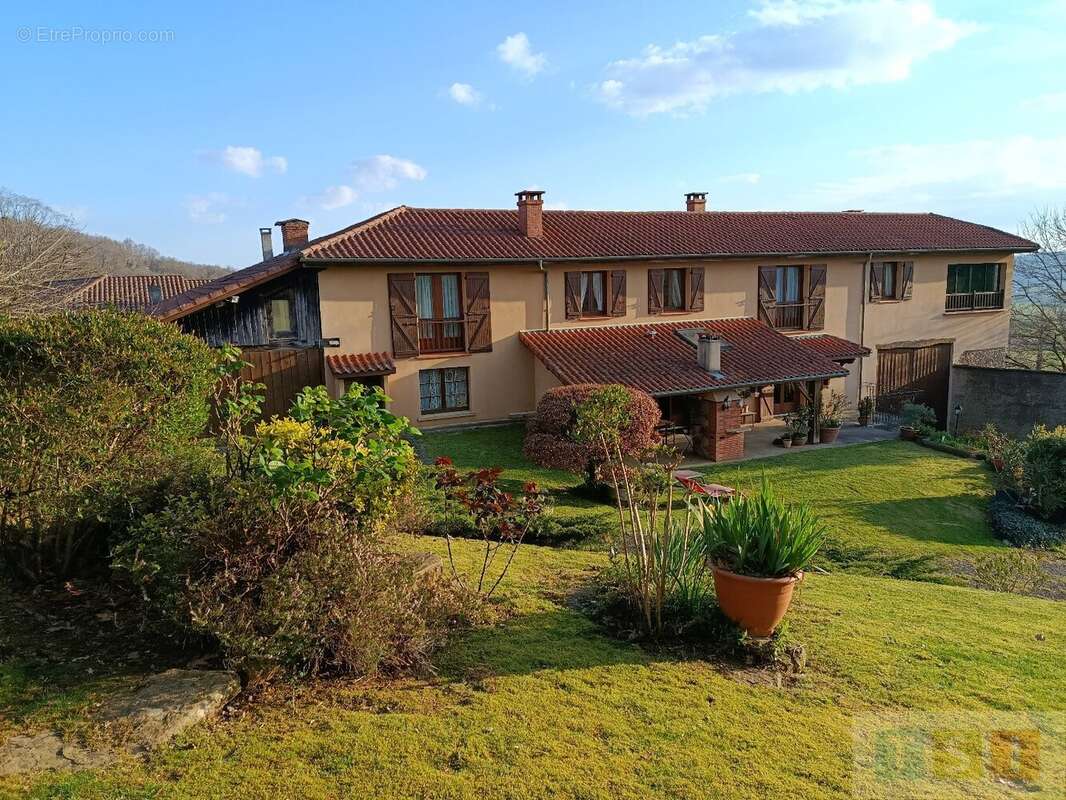 Maison à CASTELNAU-MAGNOAC