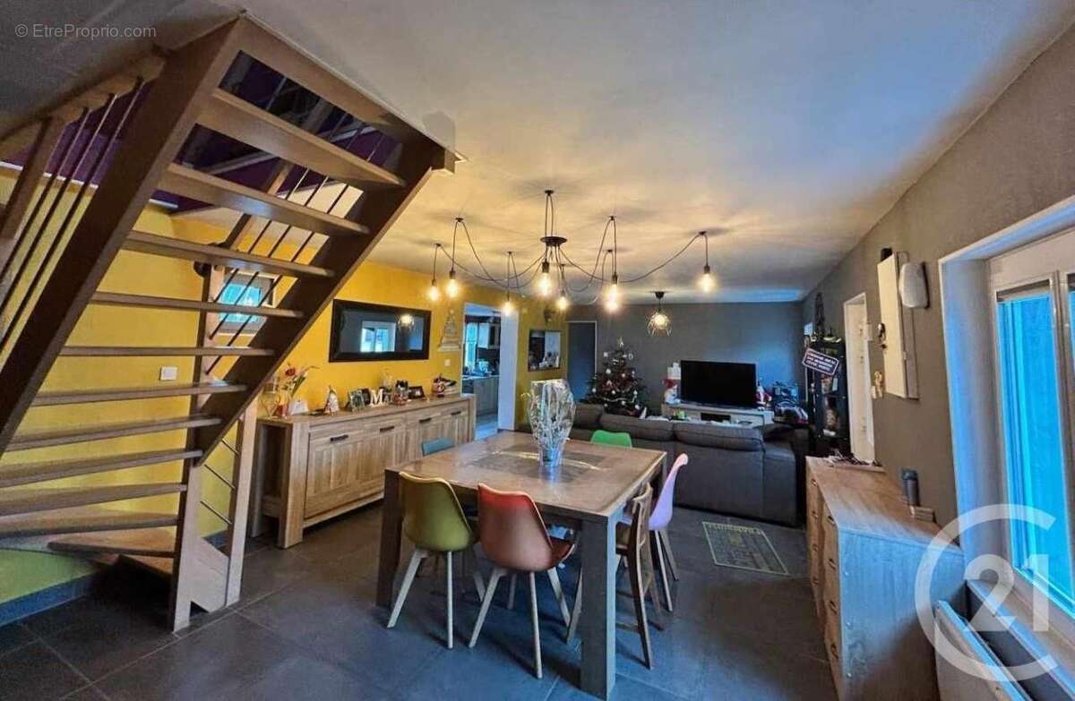 Maison à AUBIN-SAINT-VAAST