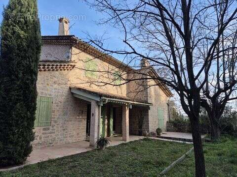 Maison à LORGUES