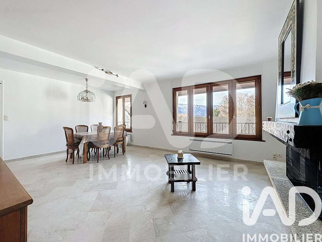 Photo 2 - Appartement à FAVERGES