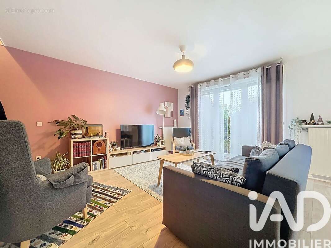 Photo 2 - Appartement à CORBEIL-ESSONNES