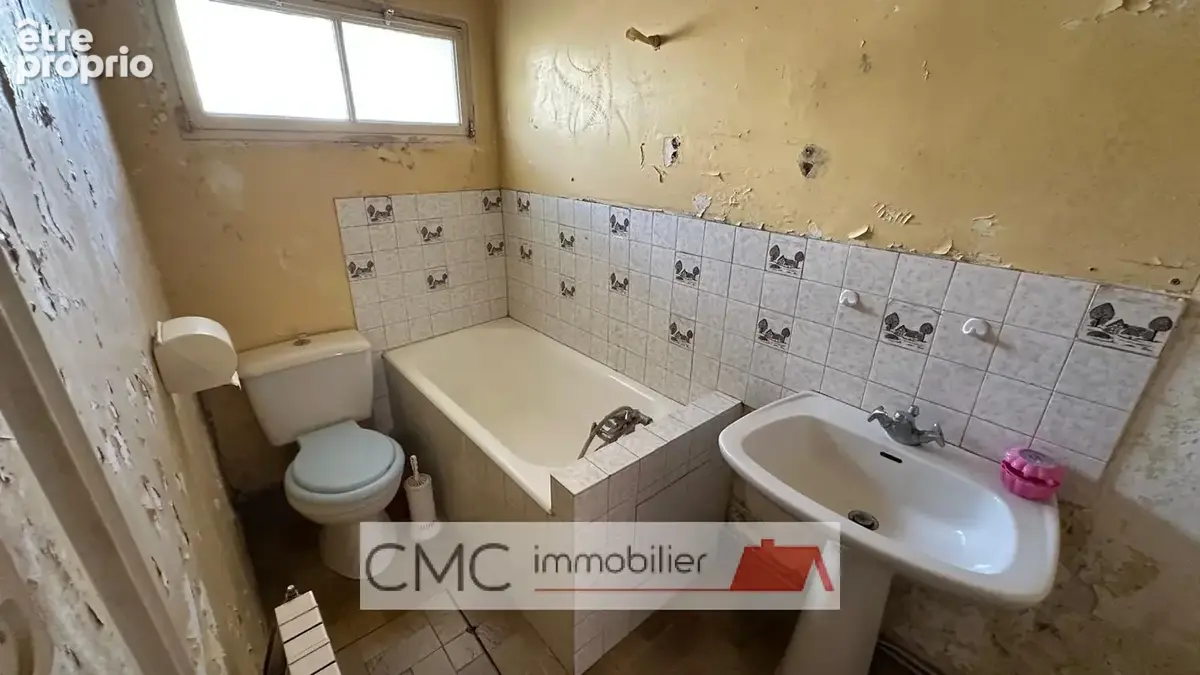 Maison à rénover à Barjouville - photo 3