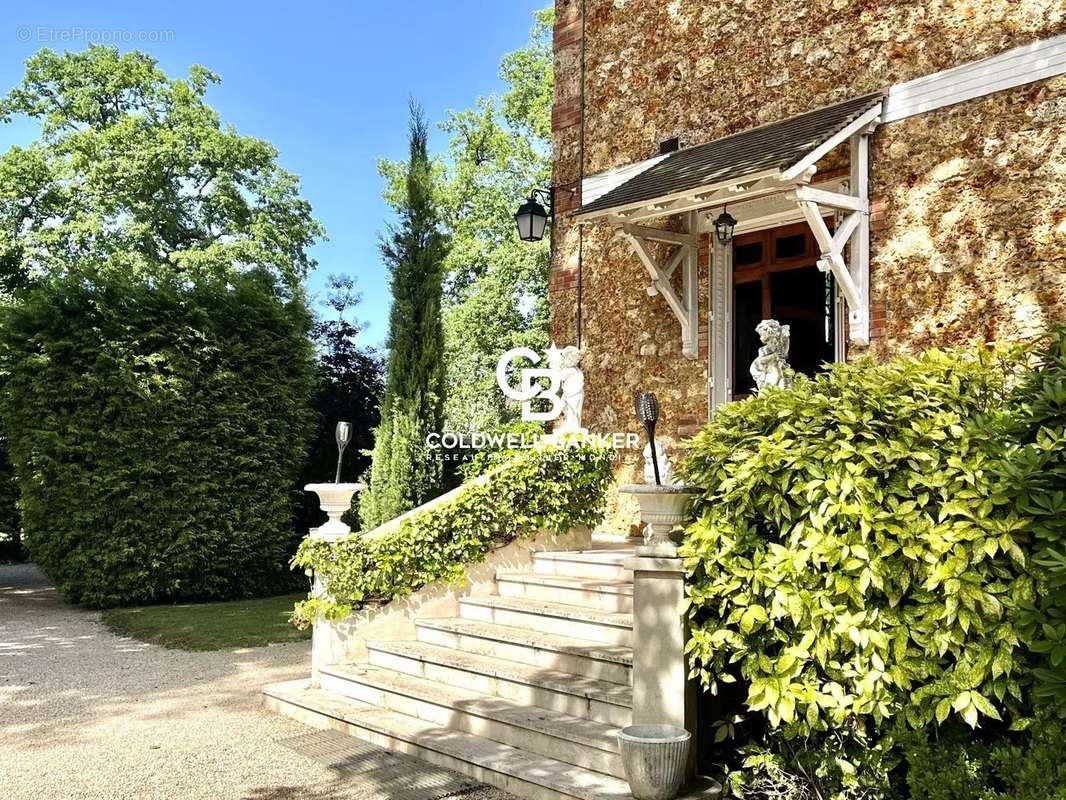 Maison à LE VESINET