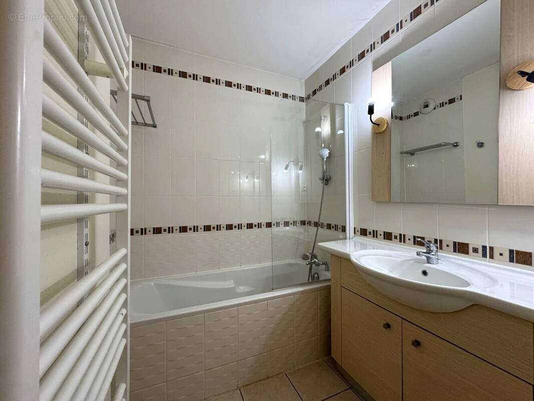 Photo 3 - Appartement à DIVONNE-LES-BAINS