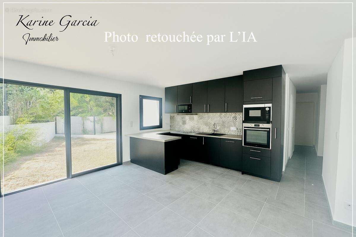 Appartement à SIX-FOURS-LES-PLAGES