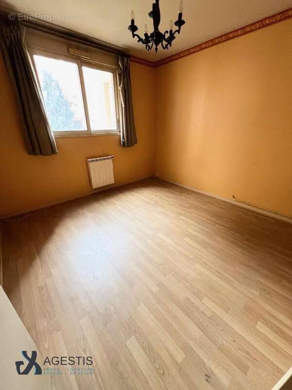   - Appartement à TOULOUSE