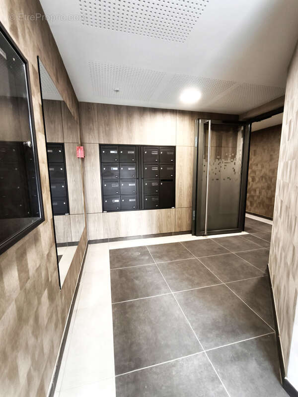 Appartement à CRAPONNE