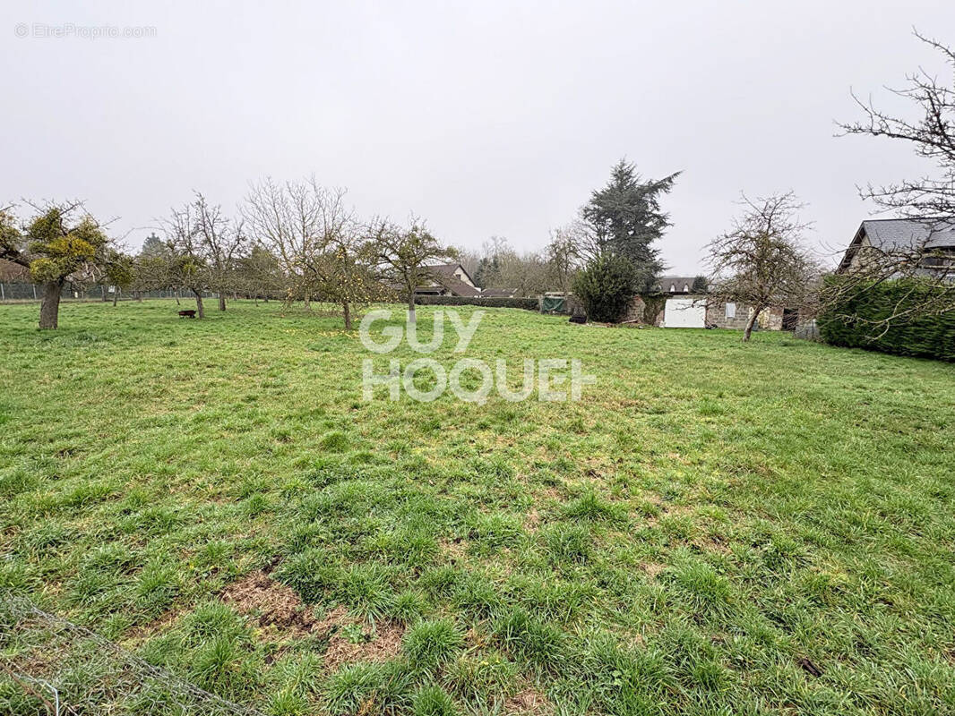 Terrain à LE BEC-THOMAS