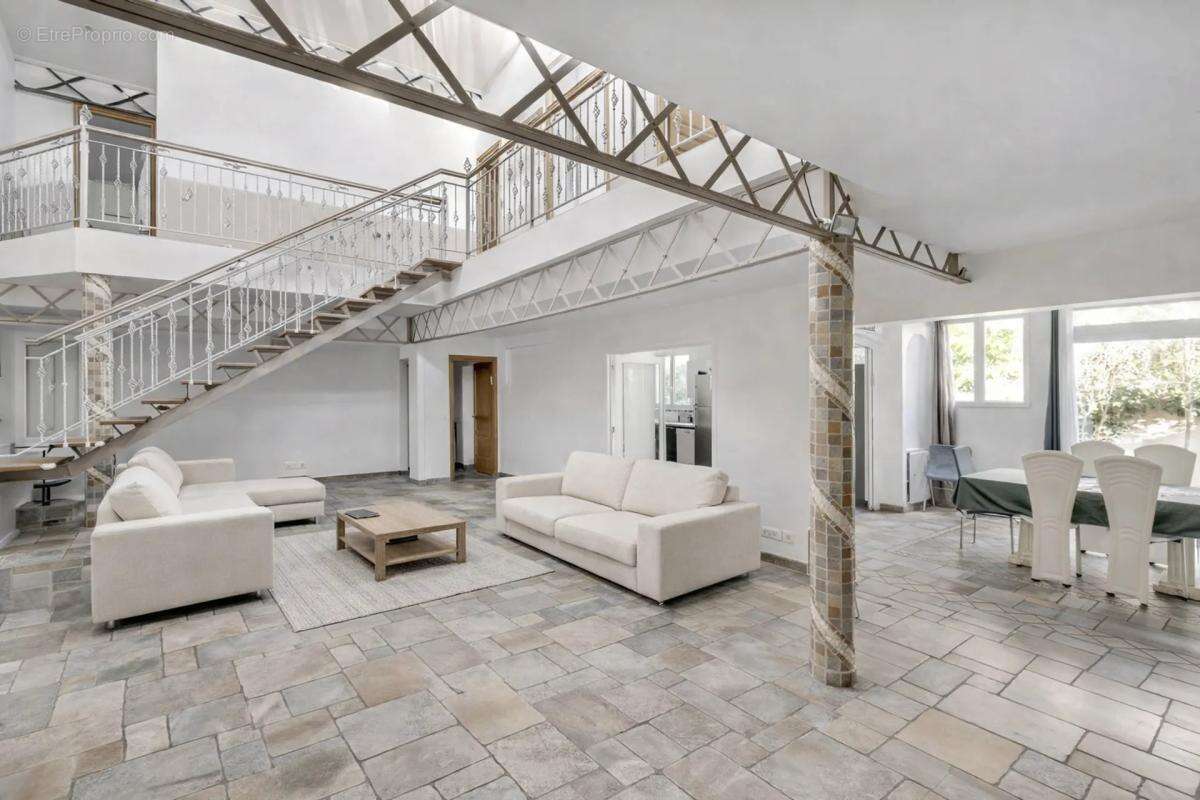 Maison à JOINVILLE-LE-PONT