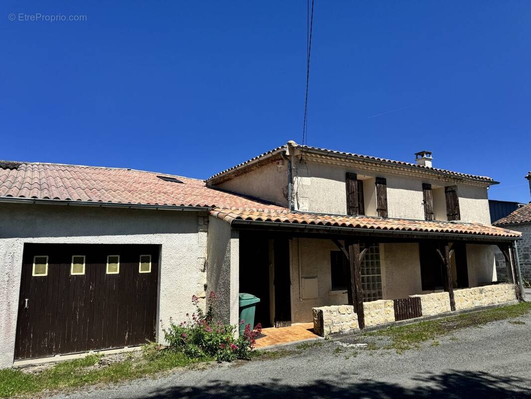 Maison à SEMUSSAC