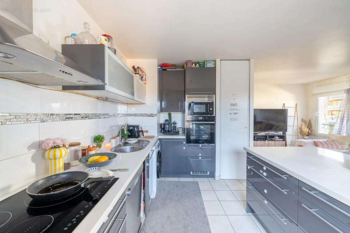 Appartement à PERSAN