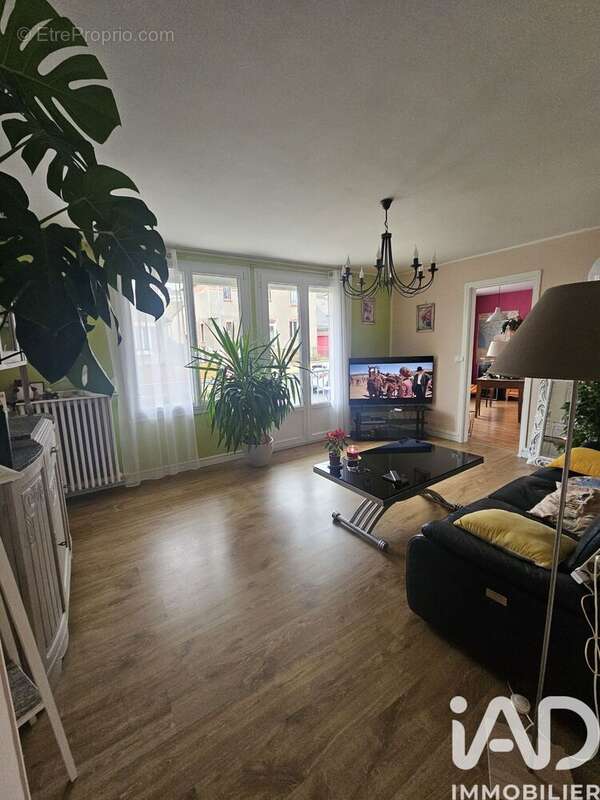 Appartement 71 m² à Chateau-Thierry  - photo 2